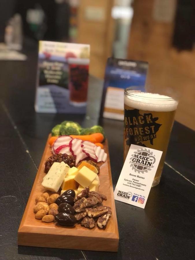 1777 Americana Inn & Lancaster Brewery เอฟราตา ภายนอก รูปภาพ